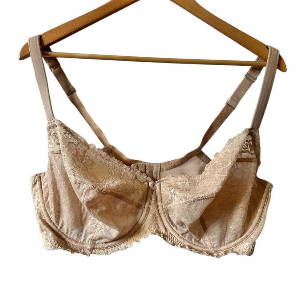 Cacique Lace Underwire Full Coverage Bra Cream 42DDD‎